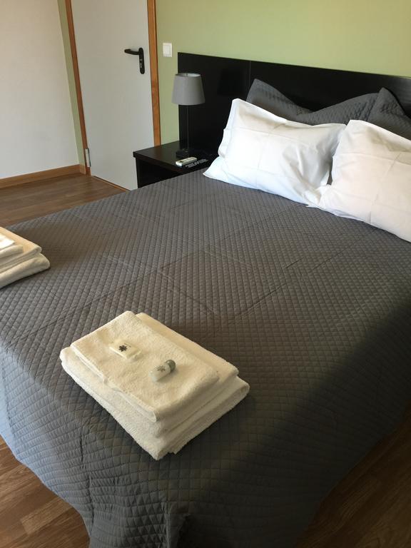 Casas Do Terreiro Pensionat Seia Exteriör bild