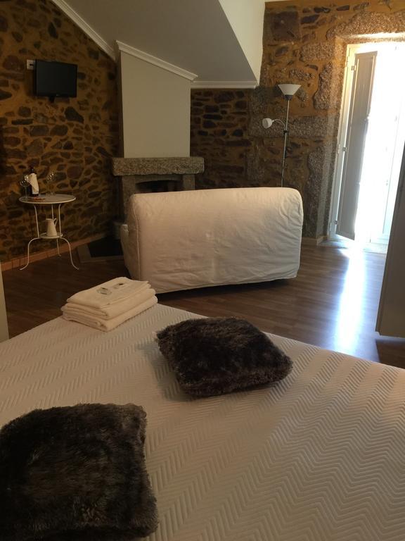 Casas Do Terreiro Pensionat Seia Exteriör bild